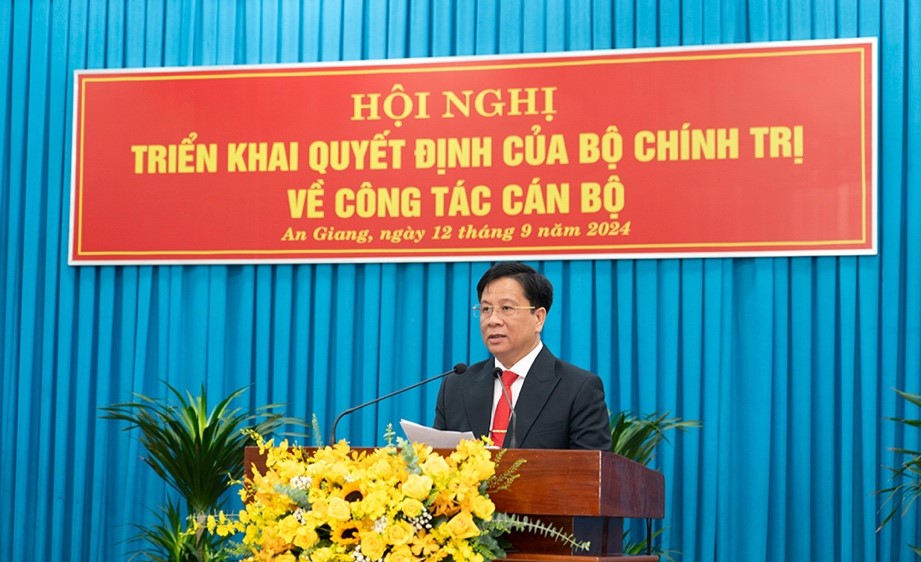 Phó Bí thư Tỉnh ủy An Giang Hồ Văn Mừng  phát biểu nhận nhiệm vụ, ảnh: Báo An Giang