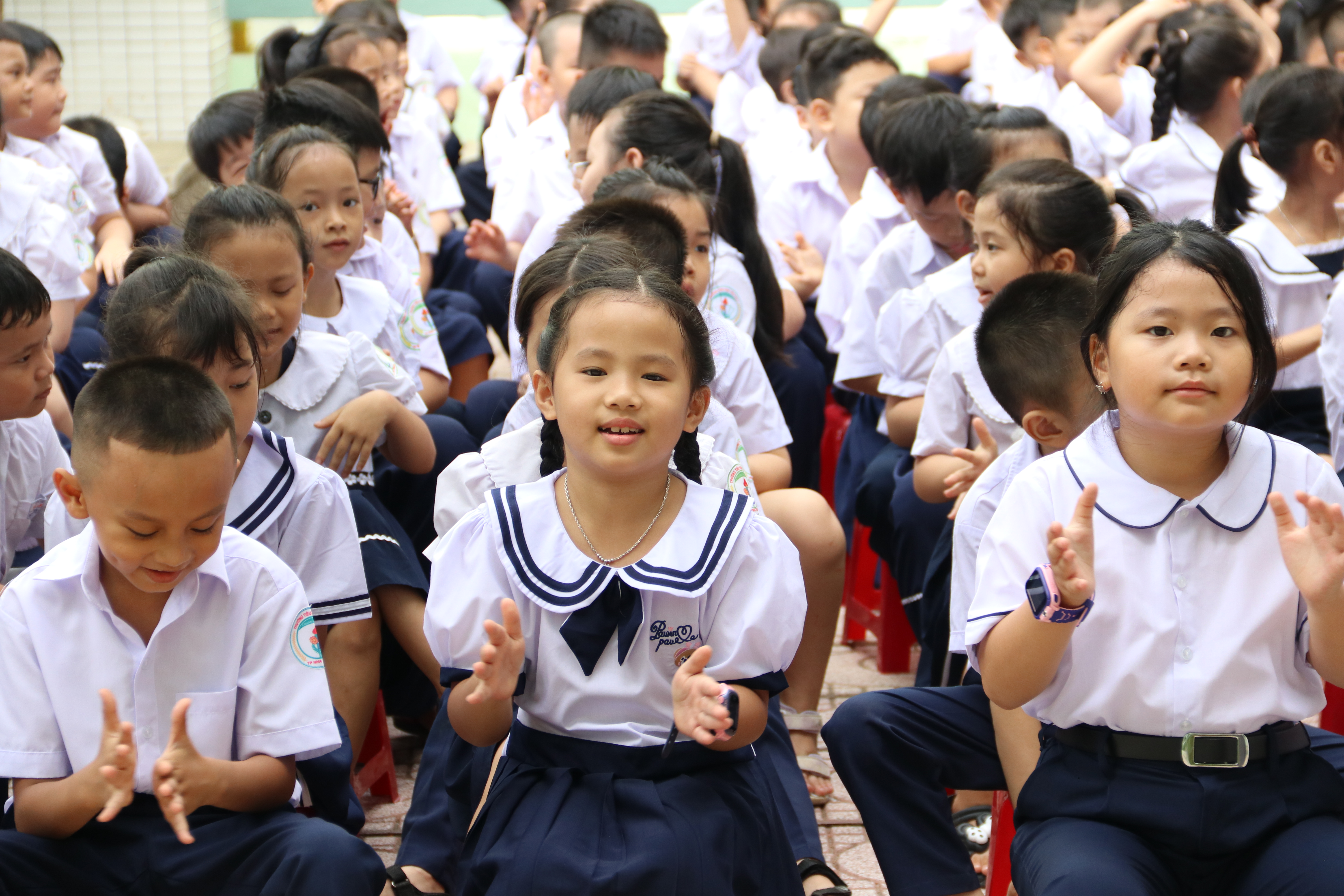 Yêu cầu thực hiện đúng các quy định về thu, chi trong nhà trường