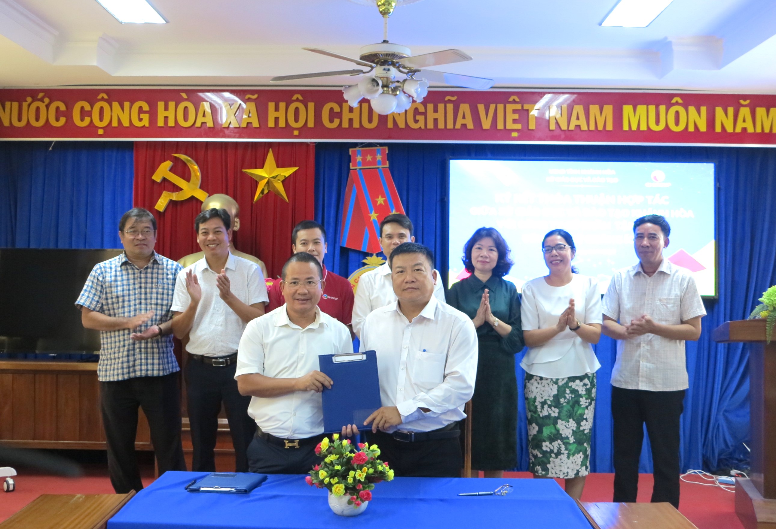 Sở Giáo dục và Đào tạo ký kết hợp tác với Công ty Cổ phần Tập đoàn Công nghệ Quảng Ích