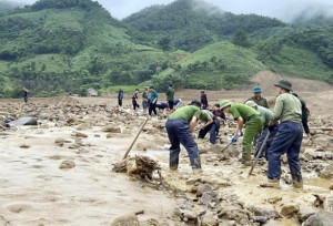 Tất cả dành cho đồng bào vùng bão, lũ