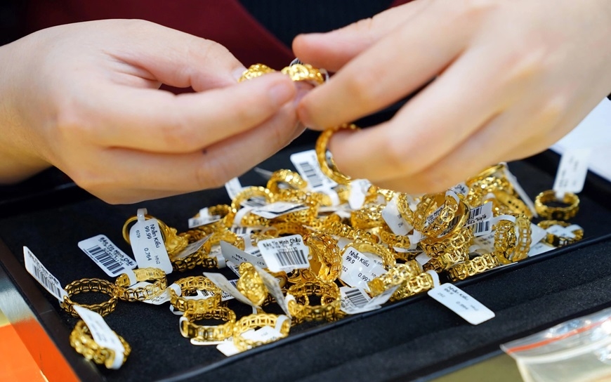 Giá vàng hôm nay (22-9): Vàng nhẫn vượt xa ngưỡng 80 triệu đồng/lượng