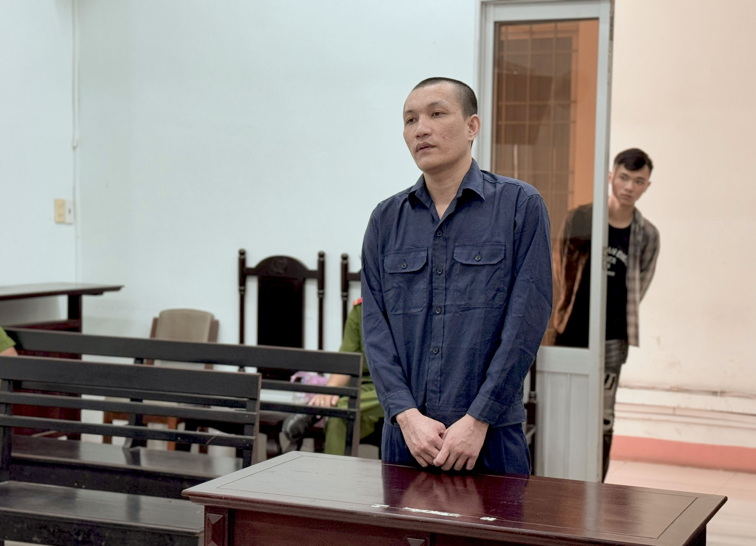 Lãnh án vì vận chuyển ma túy thuê