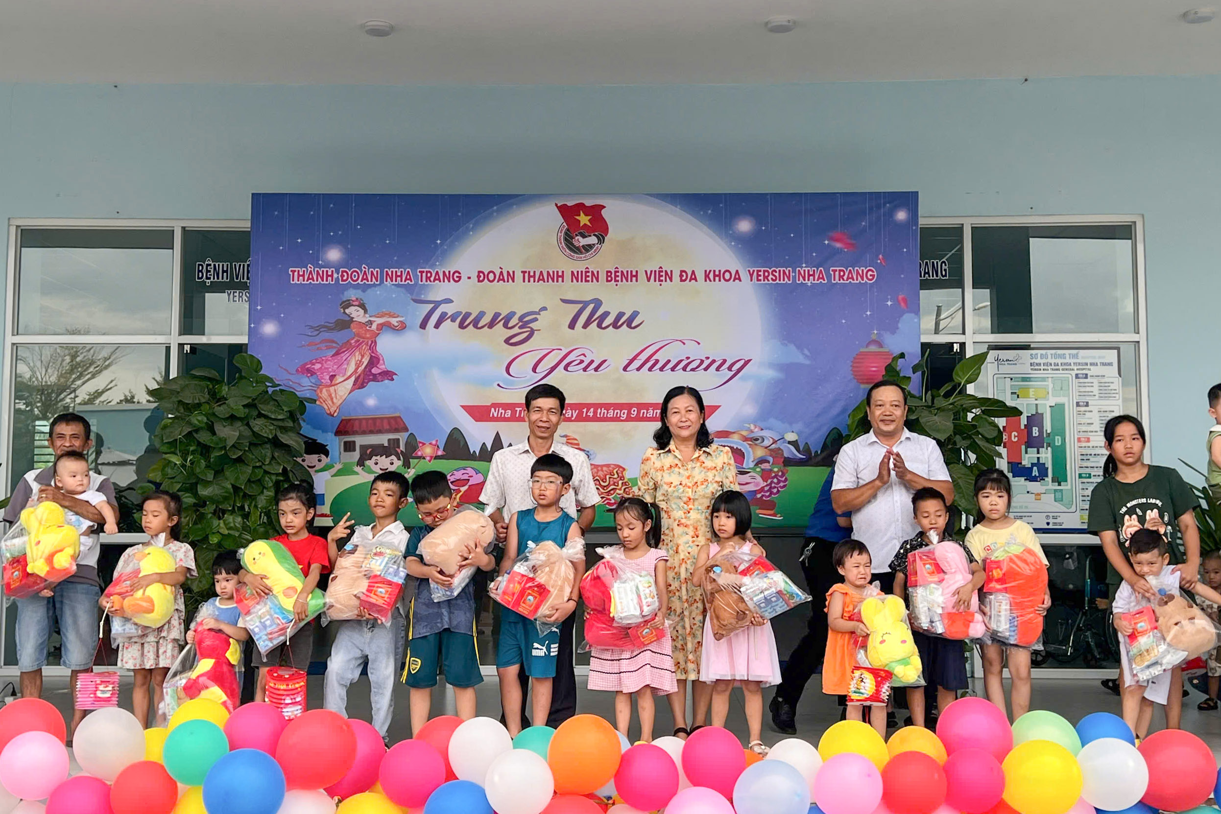 Tổ chức các hoạt động trung thu cho thiếu nhi TP. Nha Trang