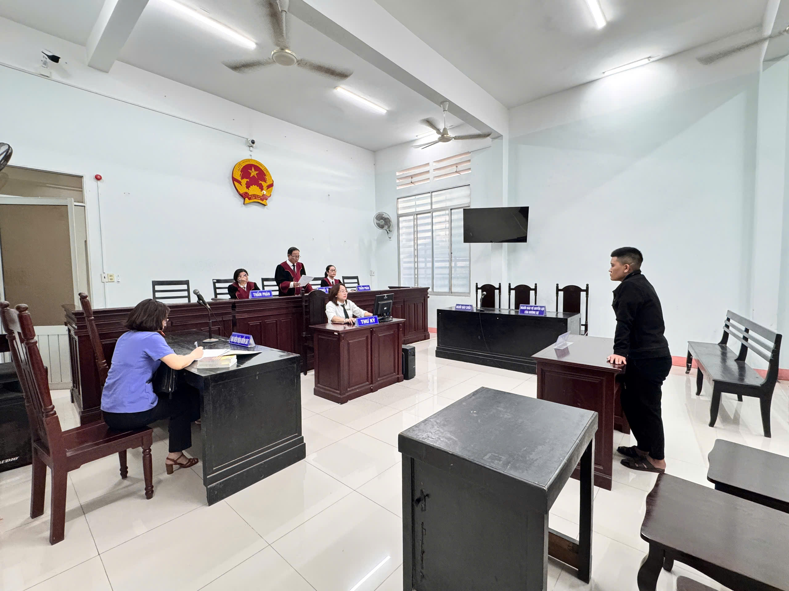 Y án bị cáo tìm cách phi tang ma túy