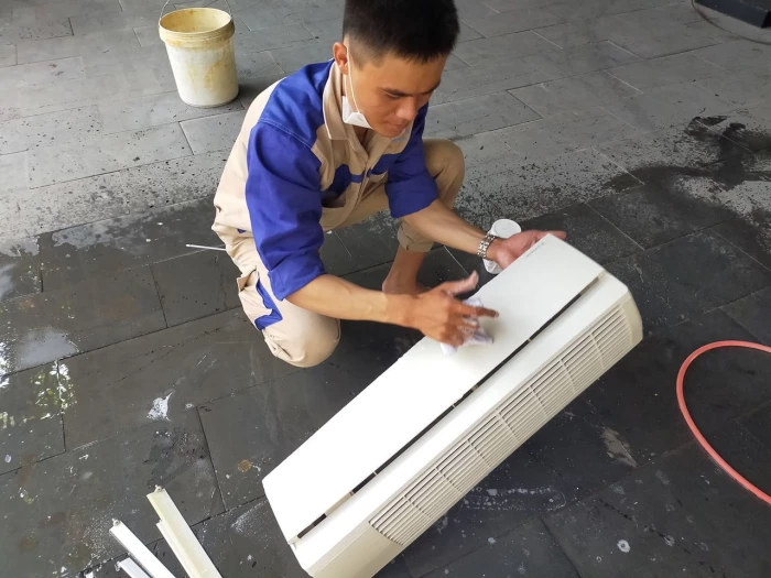 Vệ sinh máy lạnh tại Điện lạnh SAPA - Giải pháp tiết kiệm chi phí, bảo vệ sức khỏe