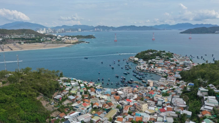 Thu phí tham quan danh lam thắng cảnh Vịnh Nha Trang từ ngày 25-9