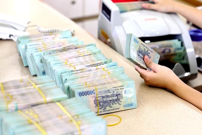 Quy định mới về chuyển tiền giá trị lớn từ ngày 1-11: Từ ngày 1-11, chuyển tiền trong nước từ 500 triệu đồng trở lên phải báo cáo