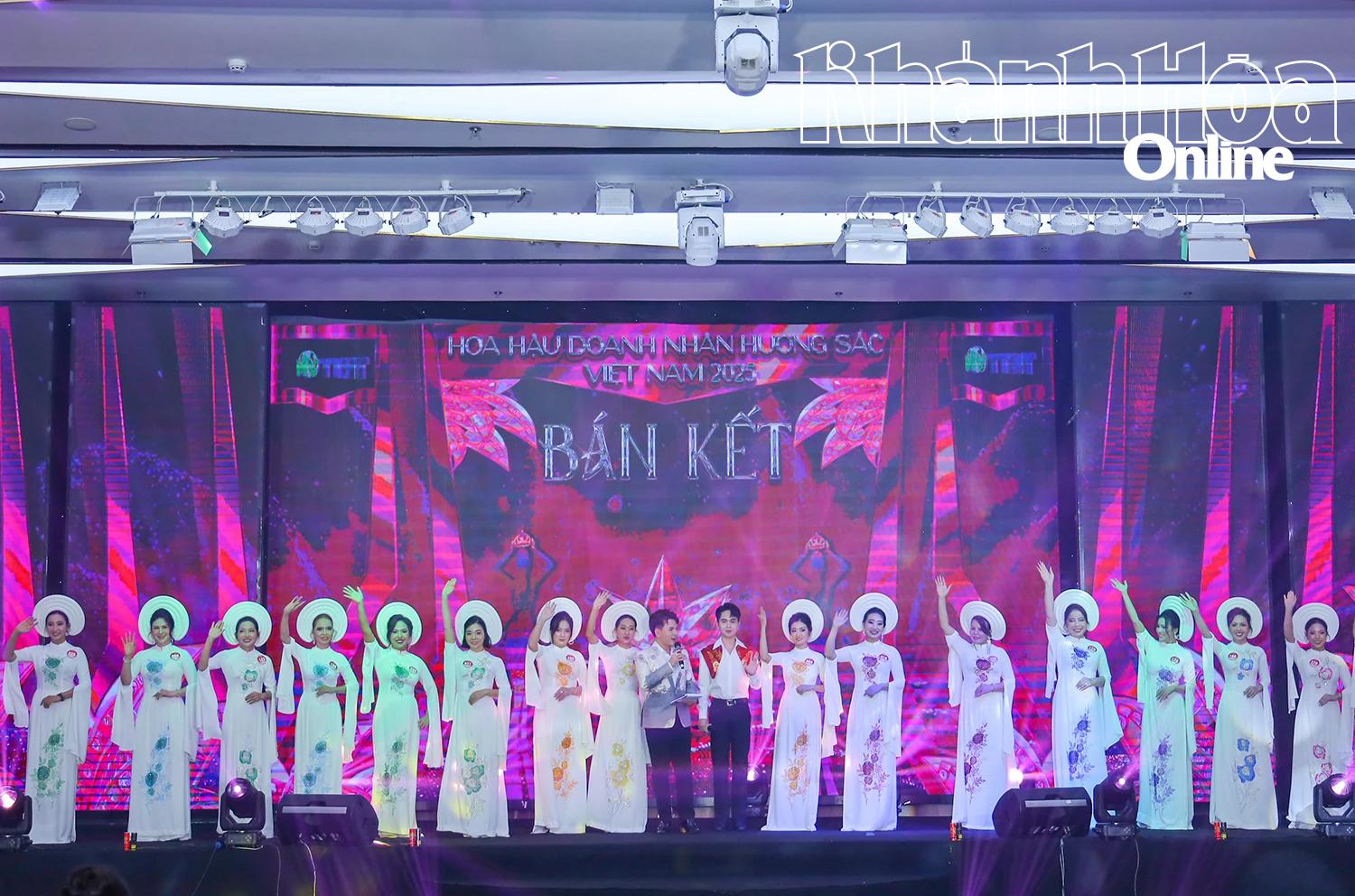 Semi-finalists of the 2025 beauty pageant for Vietnamese entrepreneurs 

