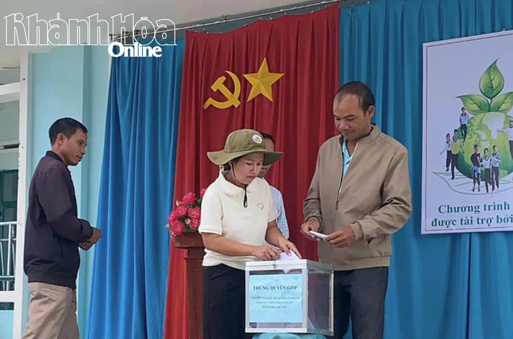 Các vận động viên tham gia ủng hộ quỹ học bổng tại ngày hội.