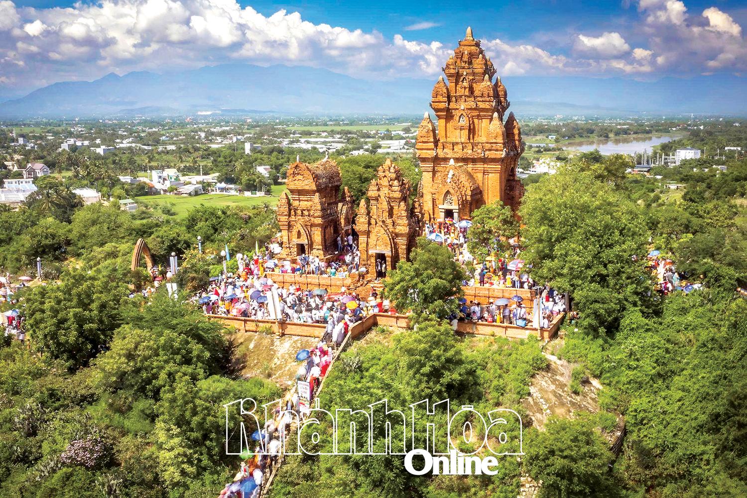 Special national monument Po Klong Garai Tempe (Photo: Thai Huy)

