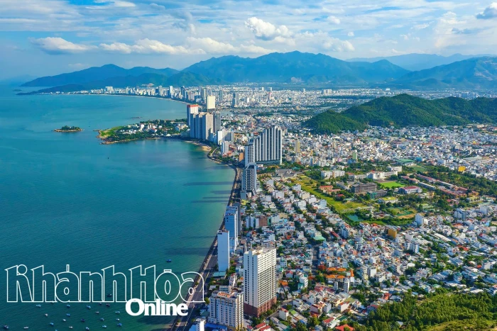 Chung sức, đồng lòng xây dựng Khánh Hòa phát triển mạnh mẽ, toàn diện, giàu bản sắc, cùng đất nước bước vào kỷ nguyên mới