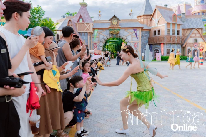 Du lịch Khánh Hòa tiếp tục tăng trưởng cao trong tháng 9-2025