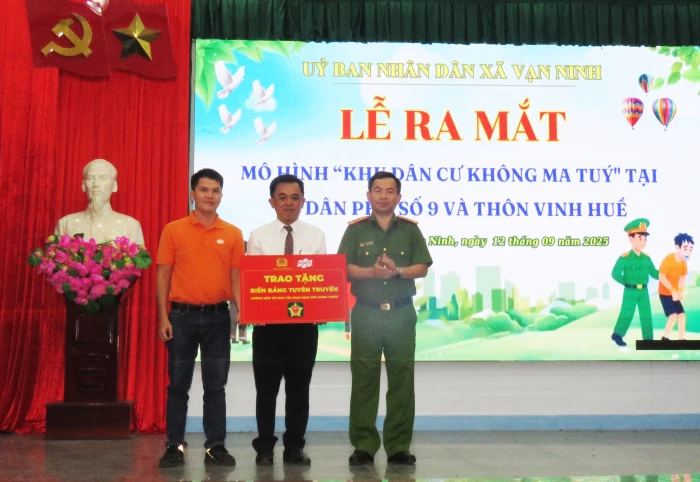 Xã Vạn Ninh ra mắt mô hình “Khu dân cư không ma túy”