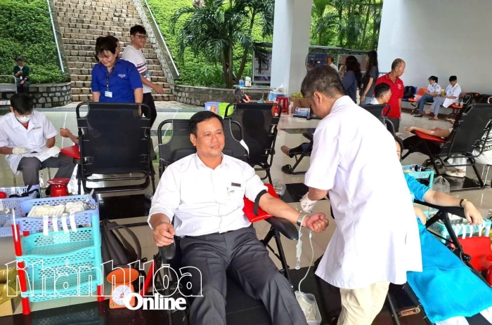 Phân hiệu Trường Đại học Tôn Đức Thắng tại Khánh Hòa: 101 người tham gia hiến máu tình nguyện