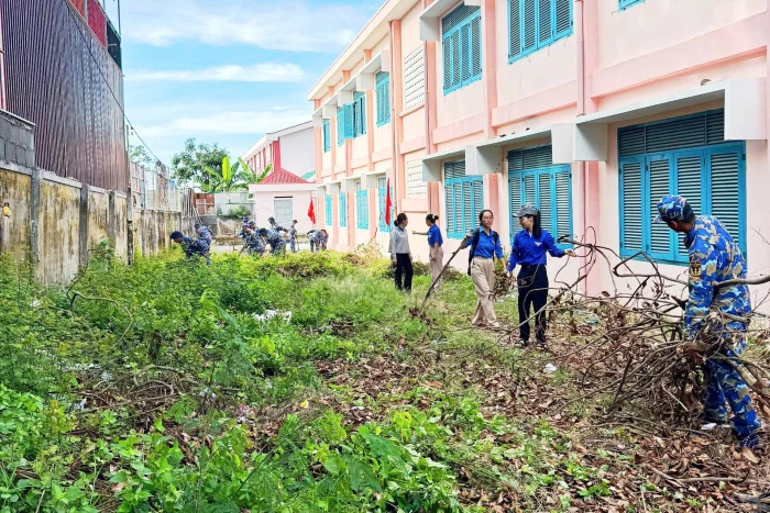 Tuổi trẻ Tiểu đoàn 458 tổ chức “Ngày thứ Bảy tình nguyện”