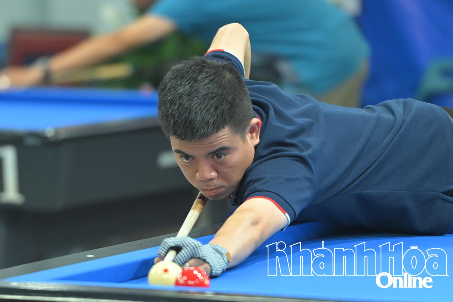 Một vận động viên thi đấu tại giải.