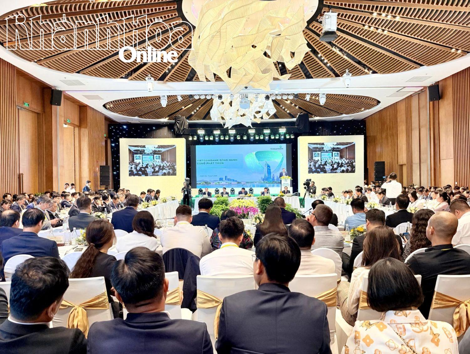 Hội nghị gặp mặt doanh nghiệp, nhà đầu tư năm 2025.