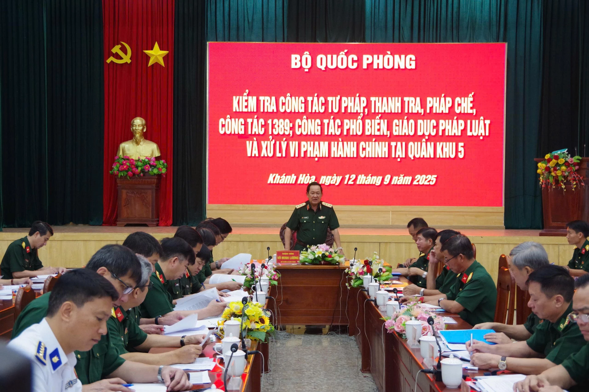 Thượng tướng Võ Minh Lương, Thứ trưởng Bộ Quốc phòng chủ trì buổi kiểm tra