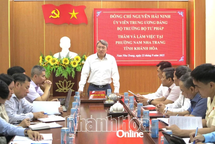 Bộ trưởng Bộ Tư pháp Nguyễn Hải Ninh làm việc với phường Nam Nha Trang