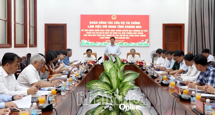 Đoàn công tác của Bộ Tài chính làm việc với UBND tỉnh Khánh Hòa về một số nội dung quan trọng