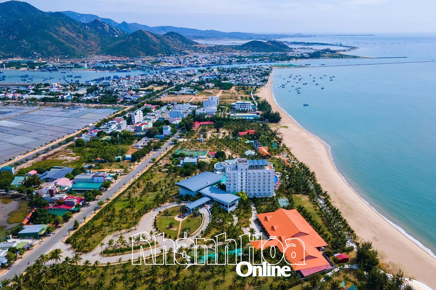 Ninh Chu Ward - a place with the potential to attract tourism, will contribute to the growth of the provinces service - tourism pillar. 