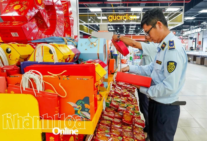 Tăng cường kiểm soát thị trường Tết Trung thu