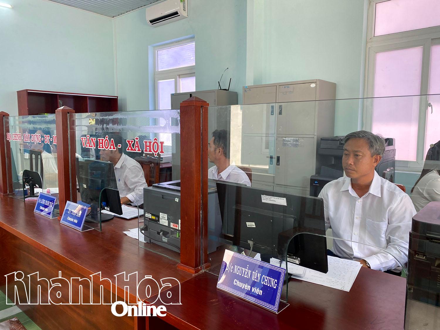 Trung tâm Phục vụ hành chính công xã Ninh Hải. Ảnh: NGUYỄN VŨ