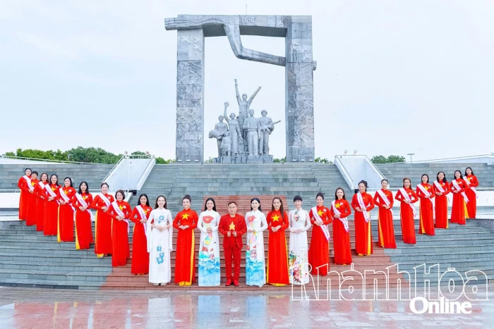 Các thí sinh sẵn sàng cho đêm chung kết cuộc thi Hoa hậu Doanh nhân Hương sắc Việt Nam 2025