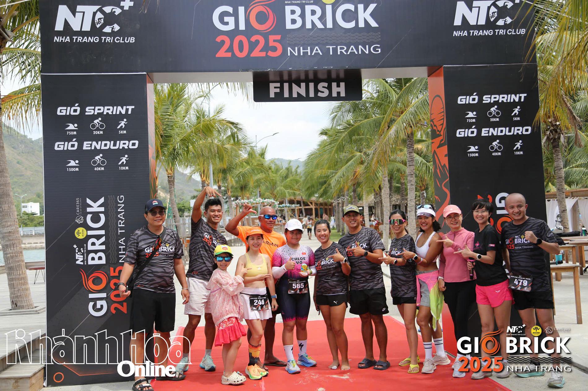 Các vận động viên tham dự Gió Brick 2025.