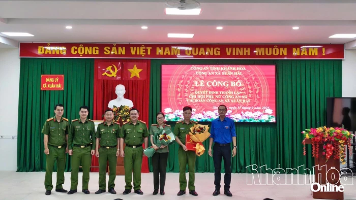 Ra mắt Chi đoàn và Chi hội Phụ nữ Công an xã Xuân Hải