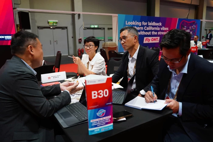 Cảng Hàng không quốc tế Cam Ranh được vinh danh tại Routes World 2025