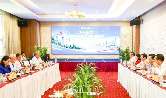 Tọa đàm về đổi mới tư duy truyền thông chính sách
