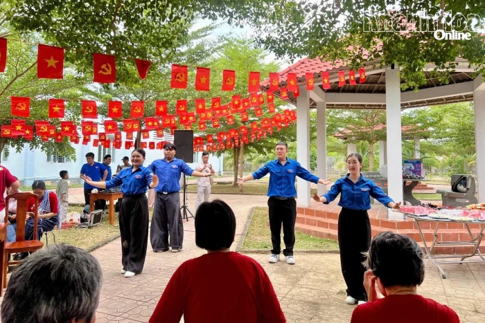 Mang âm nhạc đến bệnh viện