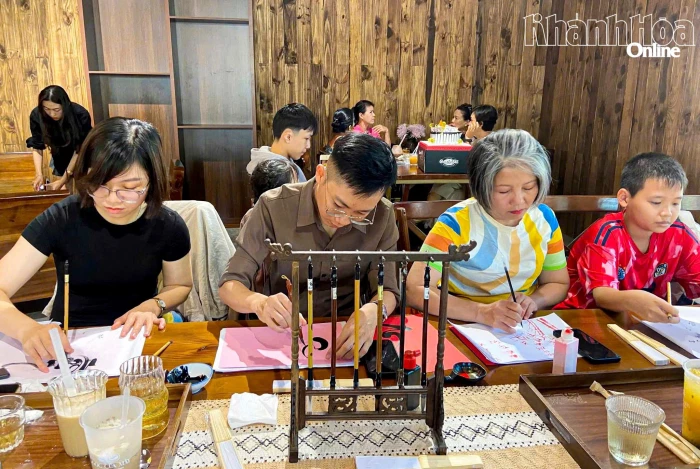 Sức hút từ mô hình workshop thủ công