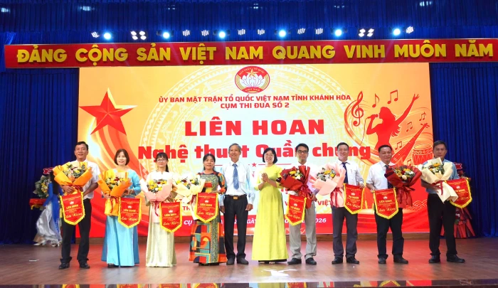 8 đội Cụm thi đua số 2 Ủy ban MTTQ Việt Nam tỉnh Khánh Hòa tham gia Liên hoan nghệ thuật quần chúng