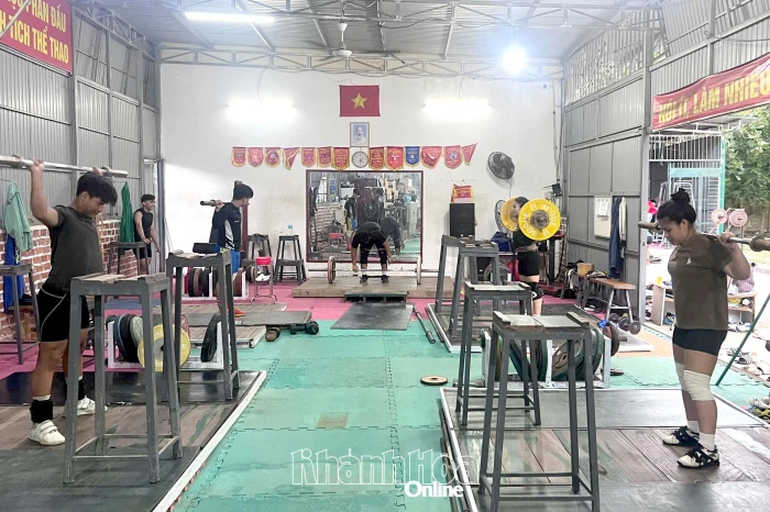 Cử tạ Khánh Hòa: Tích cực chuẩn bị cho Đại hội Thể thao toàn quốc