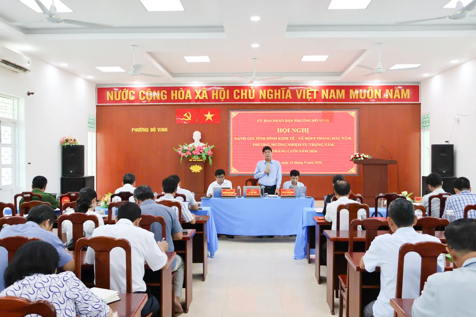Quang cảnh hội nghị.