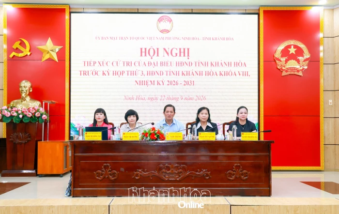 Đại biểu HĐND tỉnh tiếp xúc cử tri phường Ninh Hòa