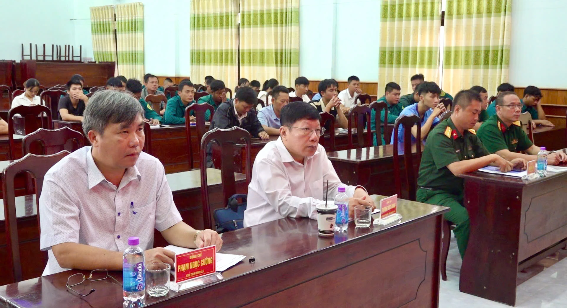 Các học viên tham gia lớp bồi dưỡng.