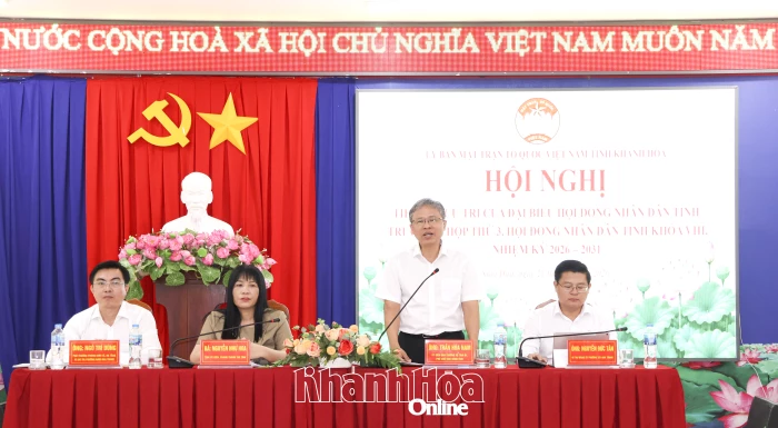 Phó Chủ tịch UBND tỉnh Trần Hòa Nam tiếp xúc cử tri xã Suối Dầu