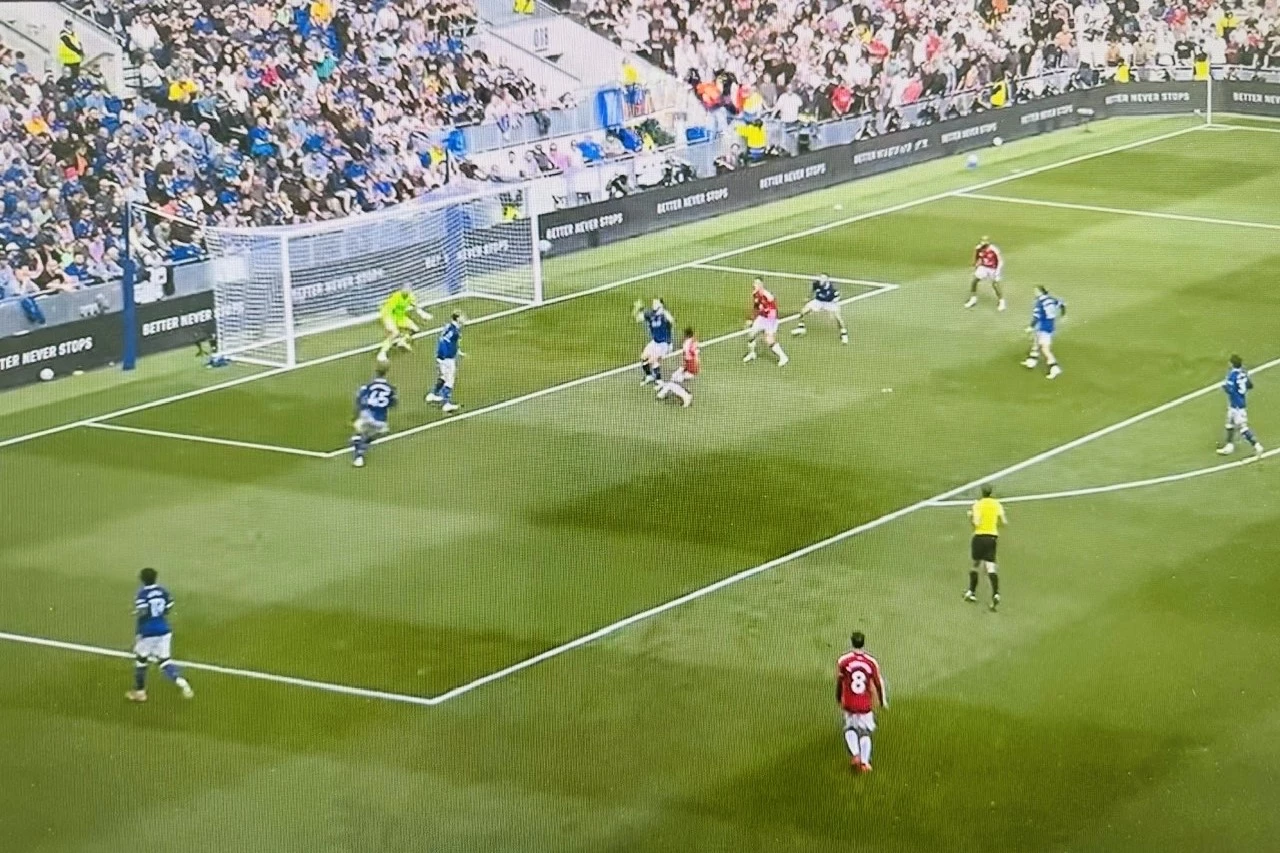 Trận đấu vòng 3 giữa Man United (áo đỏ) - Everton