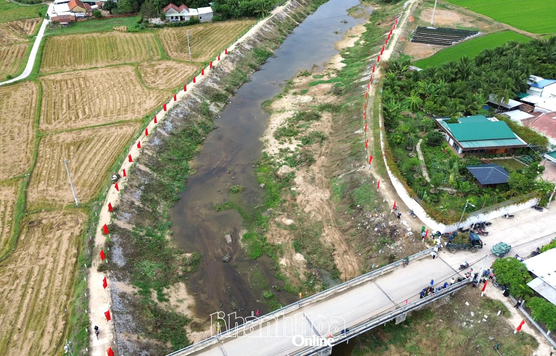 Đoạn sông Tân Lâm qua thôn Đại Mỹ đã thông thoáng hơn.