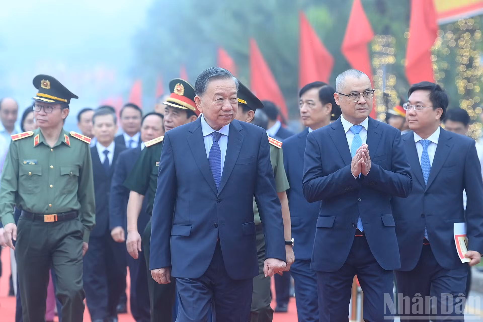 Tổng Bí thư, Chủ tịch nước Tô Lâm và các đại biểu dự Lễ kỷ niệm 72 năm Ngày Bác Hồ về thăm Đền Hùng và khánh thành Tượng đài “Bác Hồ với ngày hội non sông”.