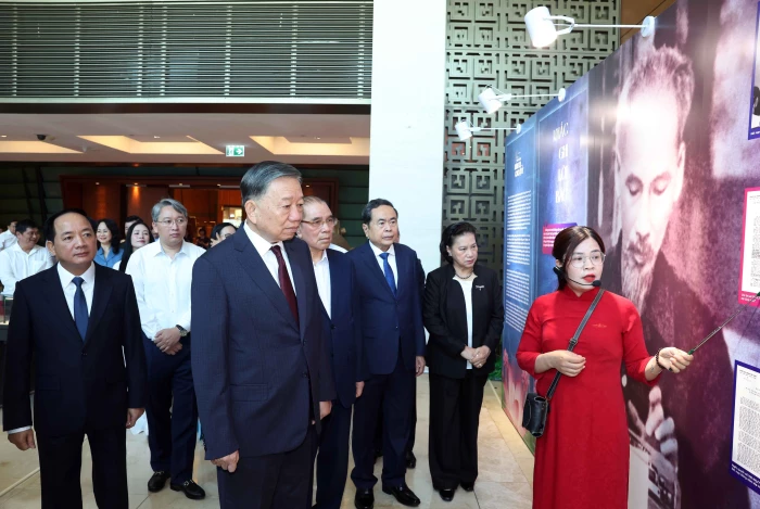 Thực hiện tốt công tác giáo dục lý luận chính trị cho cán bộ, đảng viên theo văn kiện Đại hội XIV của Đảng