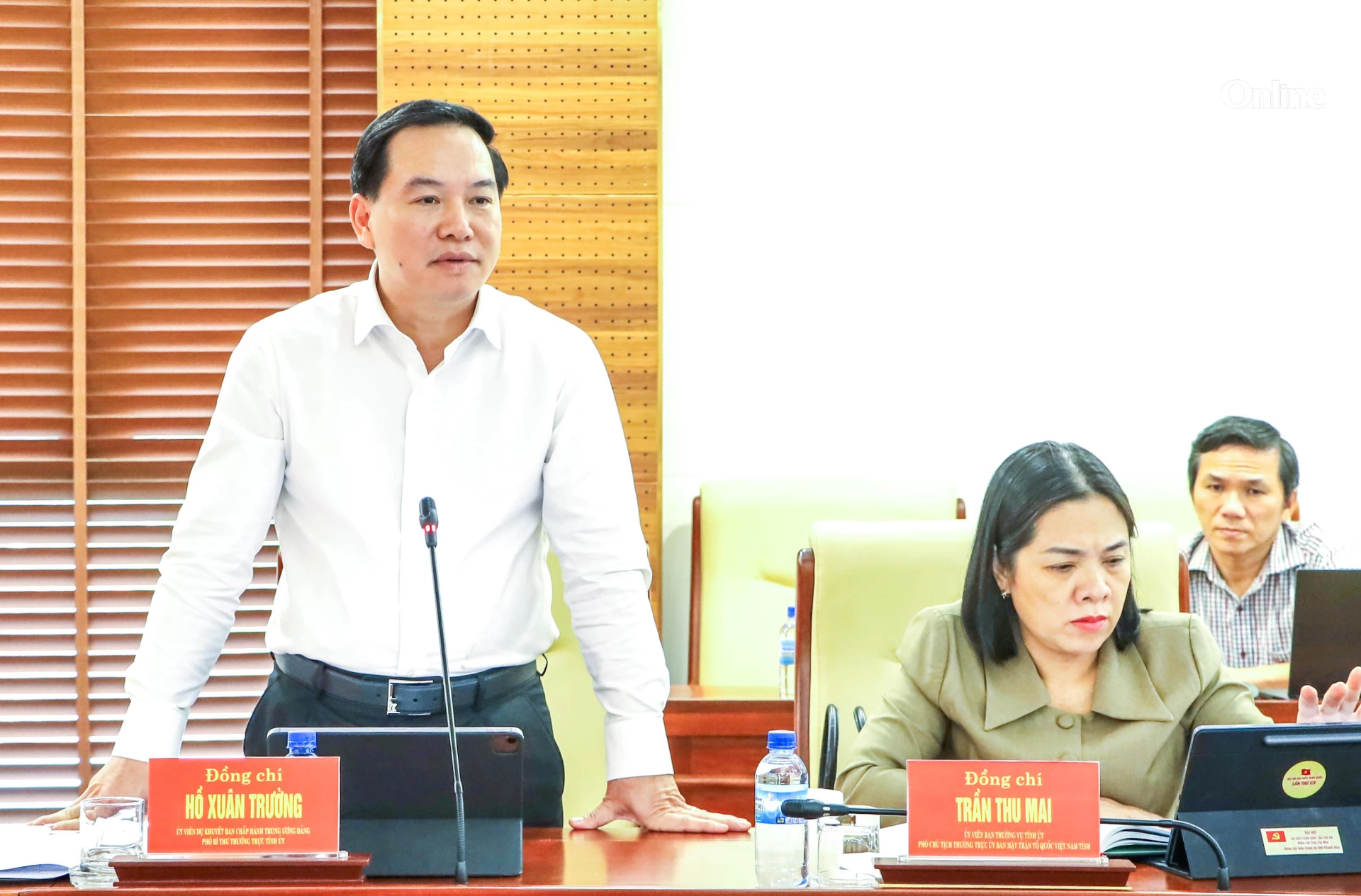Đồng chí Hồ Xuân Trường phát biểu tại hội nghị.