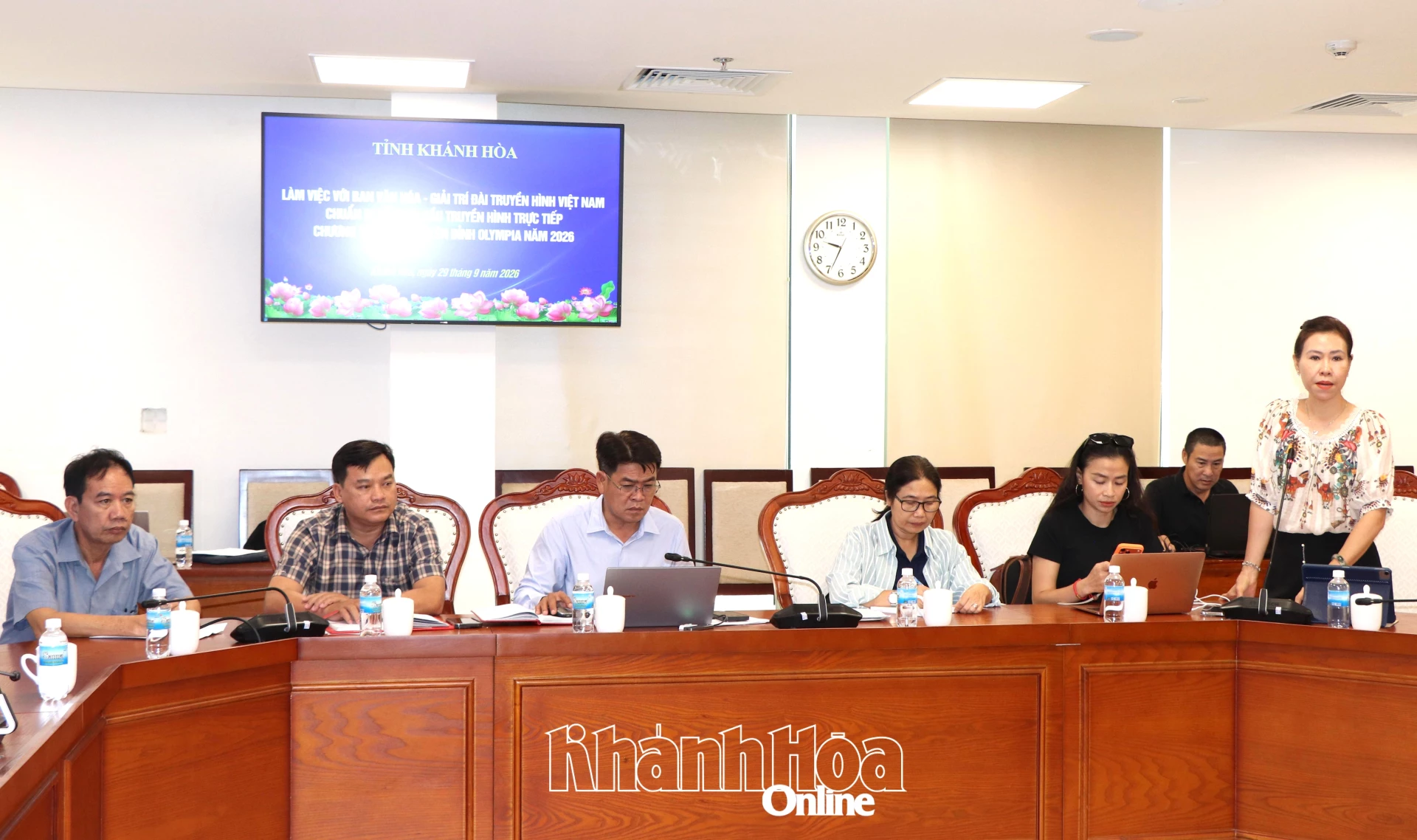 Đại diện đoàn công tác của Ban Văn hóa - Giải trí Đài Truyền hình Việt Nam phát biểu tại buổi làm việc.