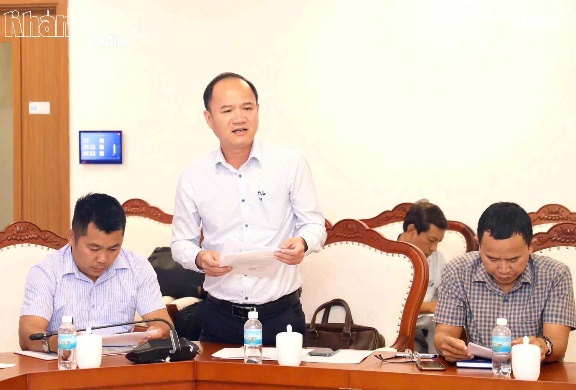 Lãnh đạo phường Phan Rang xin ý kiến về việc phân công nhiệm vụ chủ đầu tư đối với một số tuyến đường nằm ở địa bàn 2 phường.
