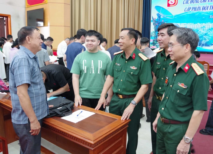 Trường Sĩ quan Thông tin tiếp nhận học viên khóa ĐH33