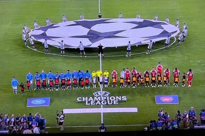 Champions League: Nhà vô địch lên tiếng, các ông lớn đáp lời