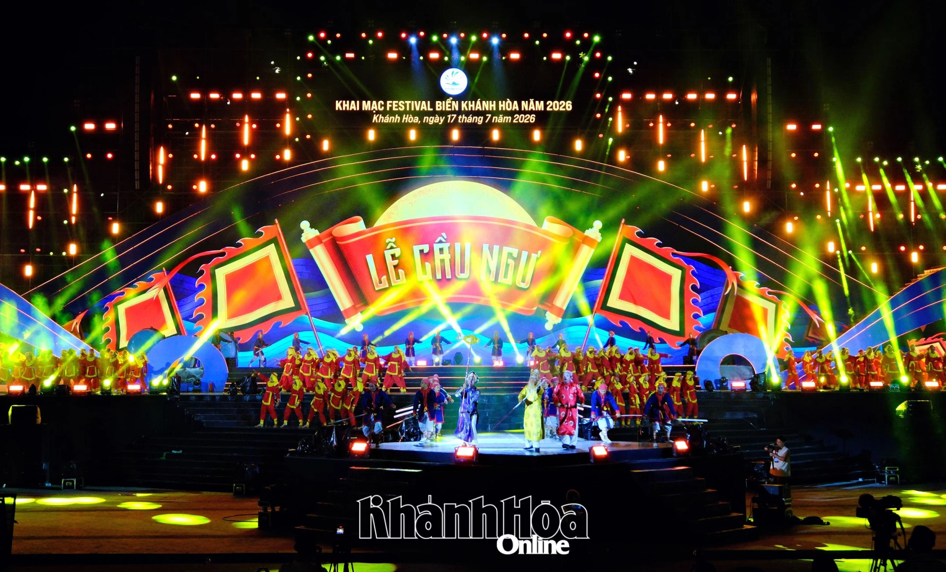 Chương trình nghệ thuật trong đêm khai mạc Festival Biển Khánh Hòa 2026.